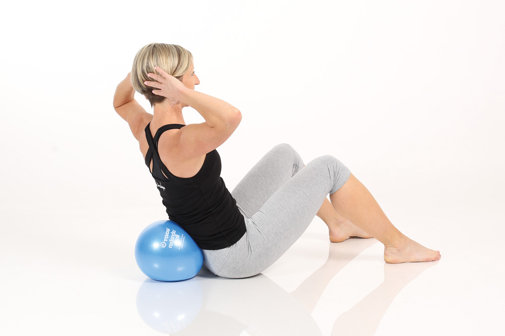 redondo-ball-22cm-blau_Sitz_1_web